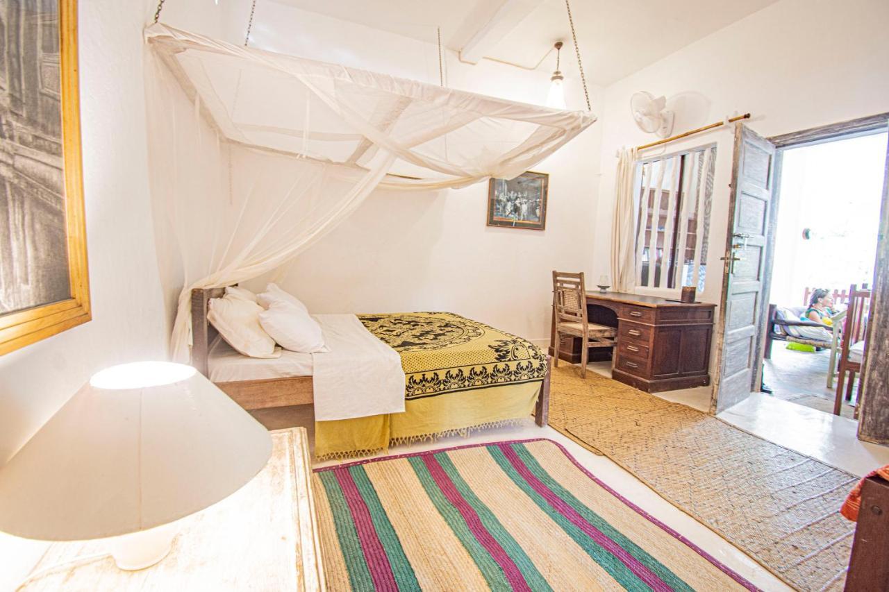 Mami Wata House Bed & Breakfast Kwale ภายนอก รูปภาพ