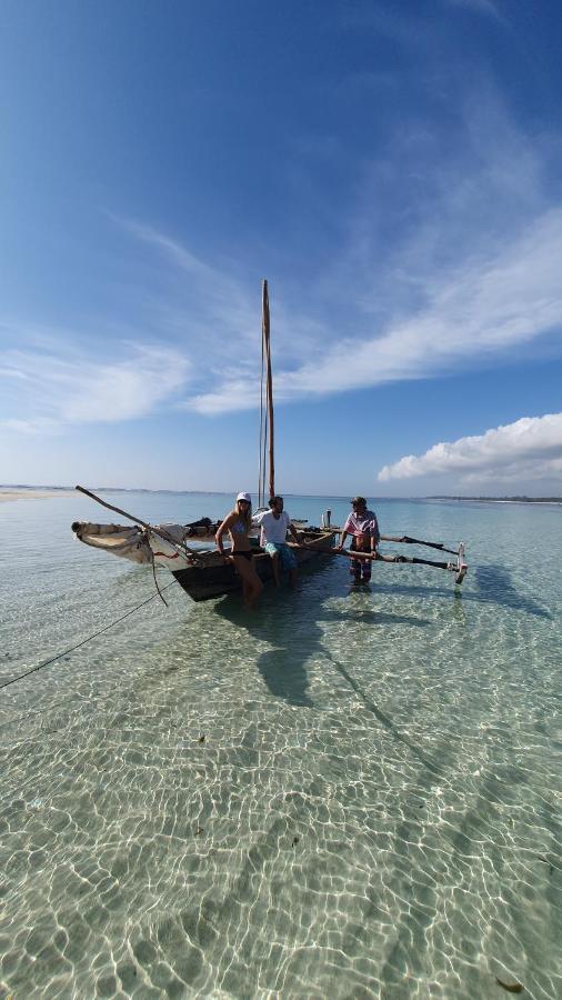 Mami Wata House Bed & Breakfast Kwale ภายนอก รูปภาพ
